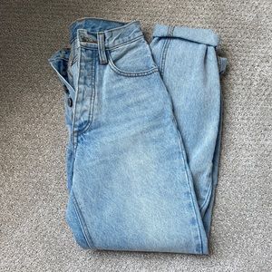 Brandy Melville High Rise Jeans